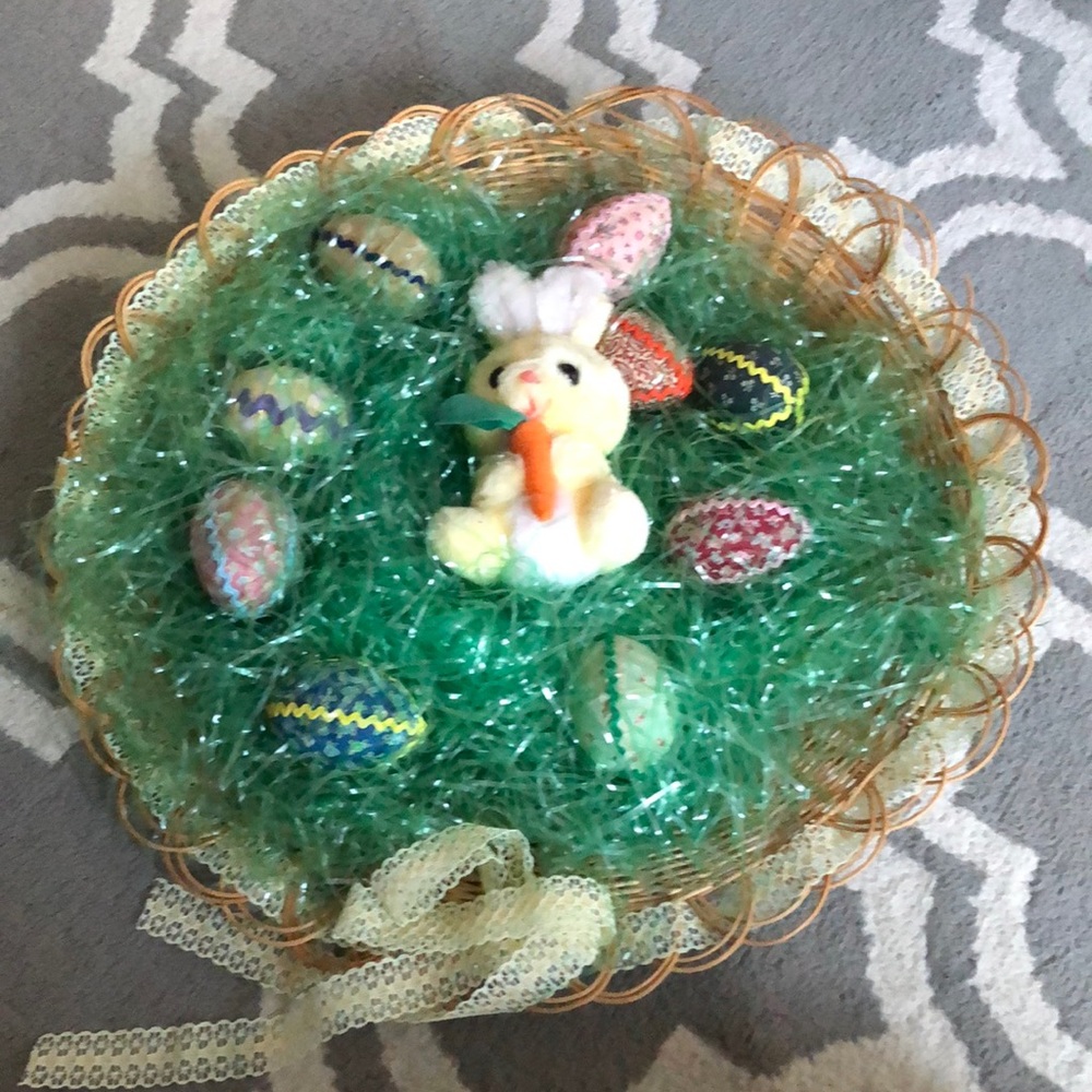 Easter Basket and Rabbit Garland